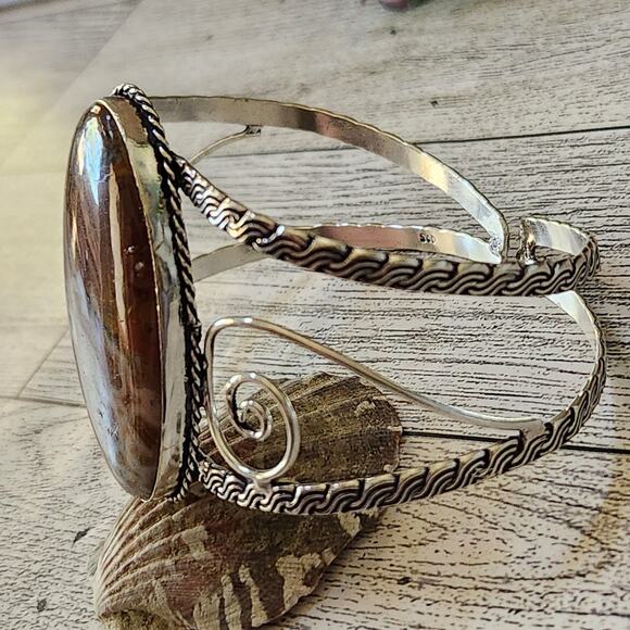 Sunset Blaze Orange Agate Wide Silver Cuff, Vibrant Sterling Silver Bracelet - Picture 5 of 10